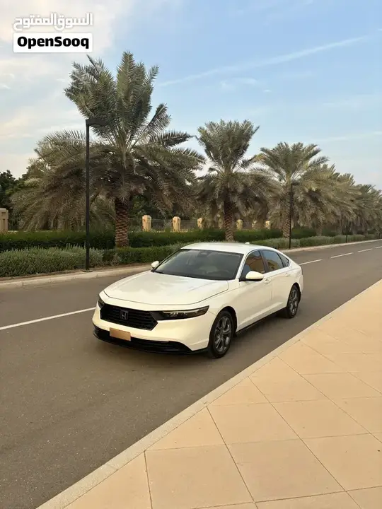 Honda Accord 2023 photo 2