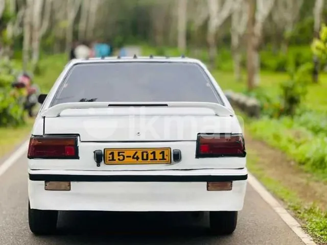 Mitsubishi Lancer 1988 photo 3