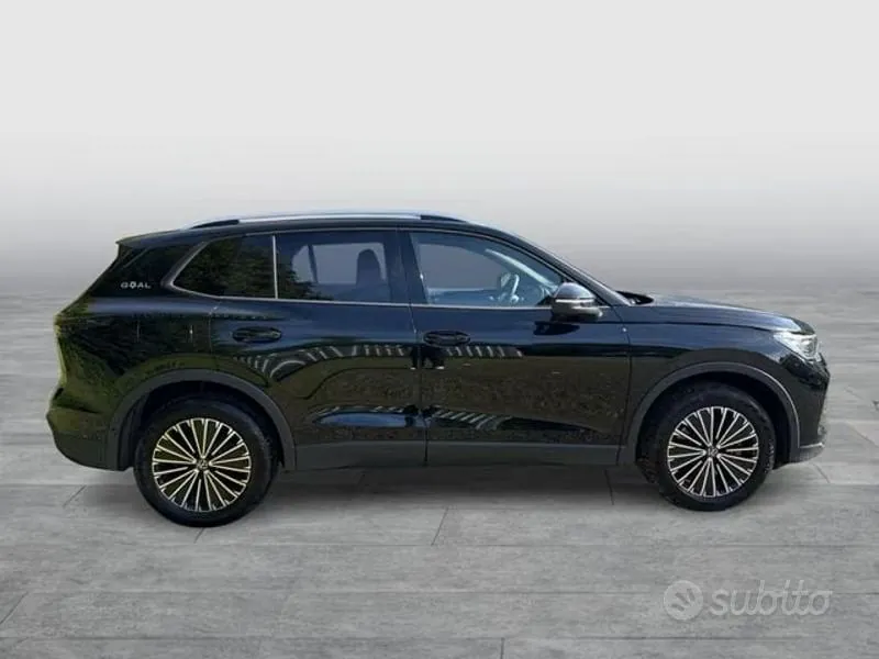 Volkswagen Tiguan 2025 photo 5