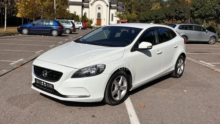 Volvo V40 2013 photo 3
