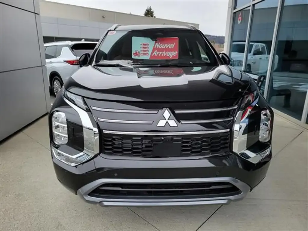 Mitsubishi Outlander 2026 photo 2