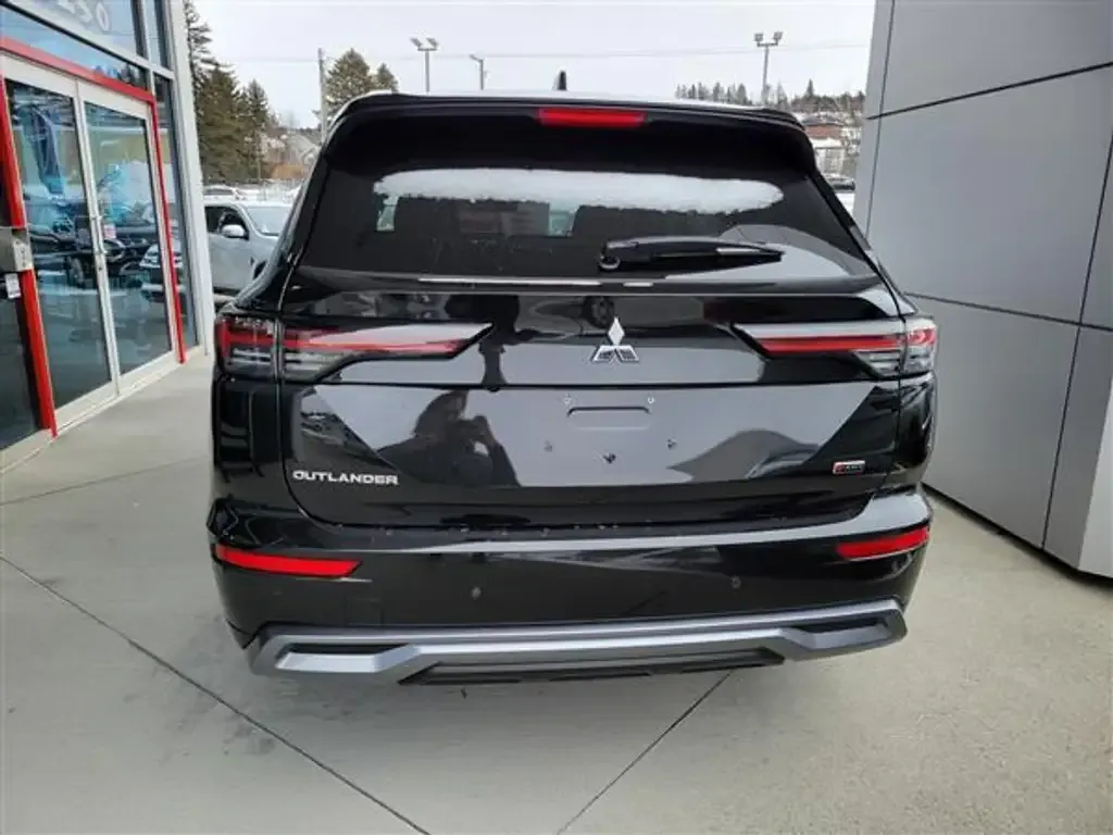 Mitsubishi Outlander 2026 photo 5