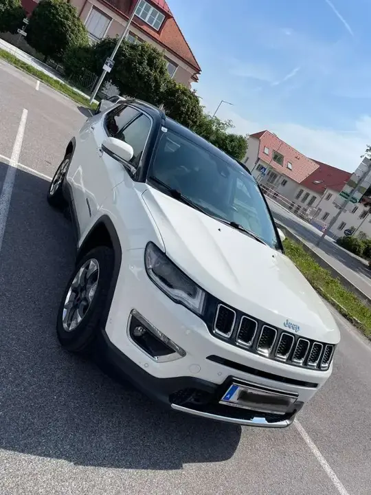 Jeep Compass 2018 photo 3
