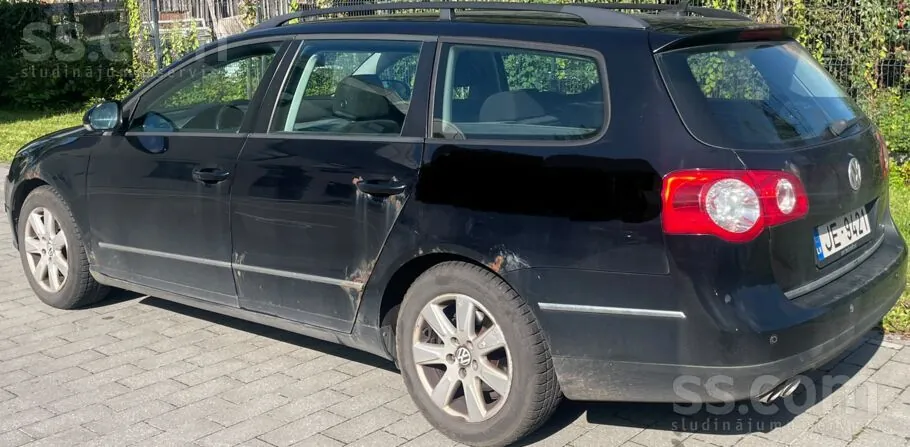 Volkswagen Passat 2010 photo 3