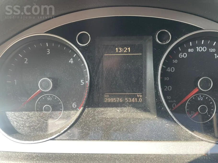 Volkswagen Passat 2010 photo 5