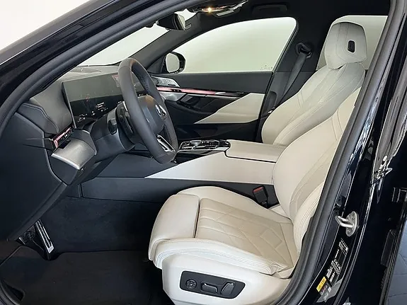 BMW 530E 2026 photo 5