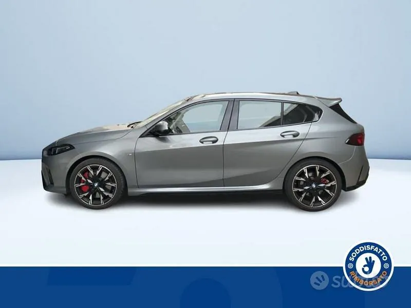 BMW 1 Series 2025 photo 5