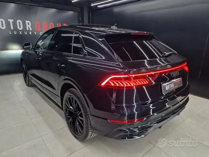Audi Q8 2021 photo 4
