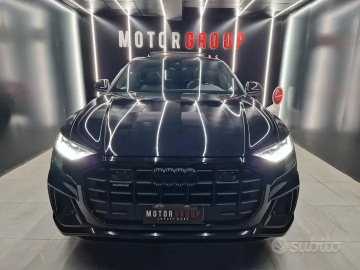 Audi Q8 2021 photo 2