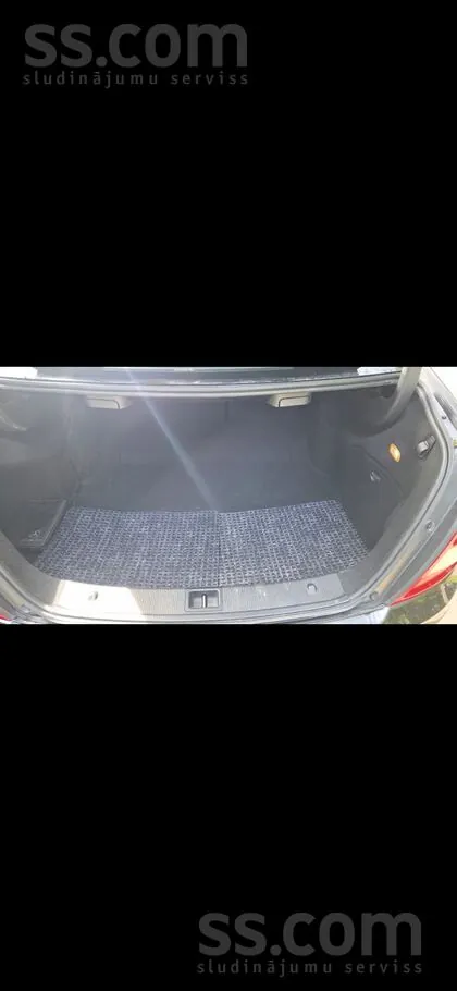 Mercedes-Benz C220 2008 photo 4