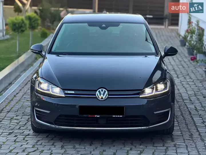 Volkswagen E-Golf 2020 photo 4