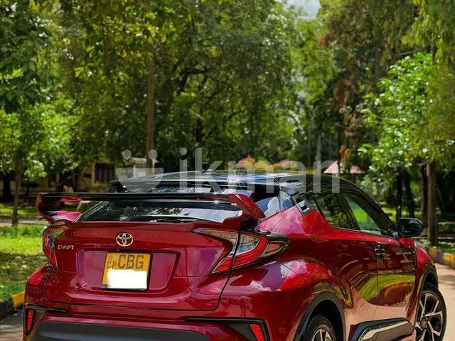 Toyota Chr 2018 photo 4