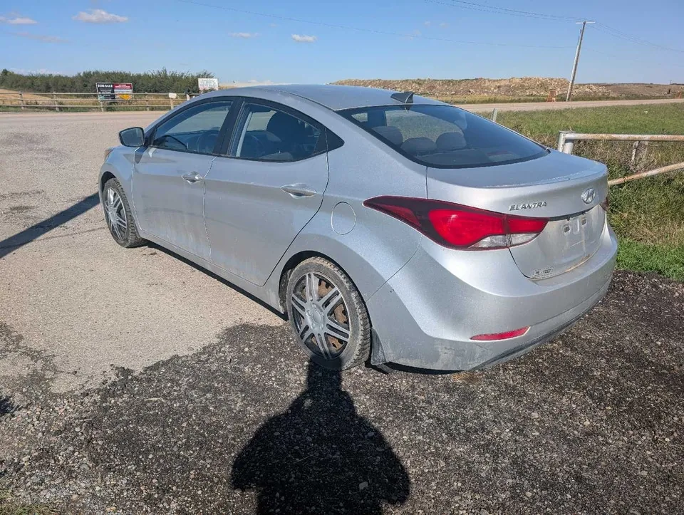 Hyundai Elantra 2016 photo 4