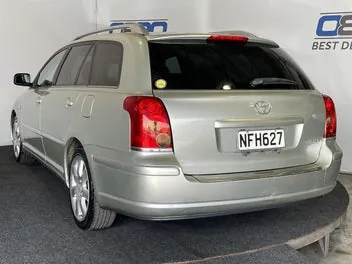 Toyota Avensis 2005 photo 5