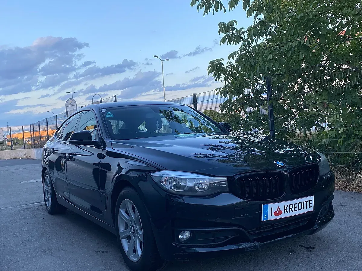 BMW 3 Series 2016 photo 3