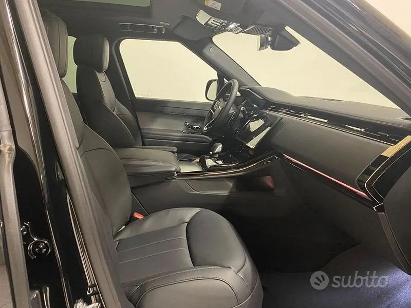 Land Rover Range Rover Sport 2025 photo 3