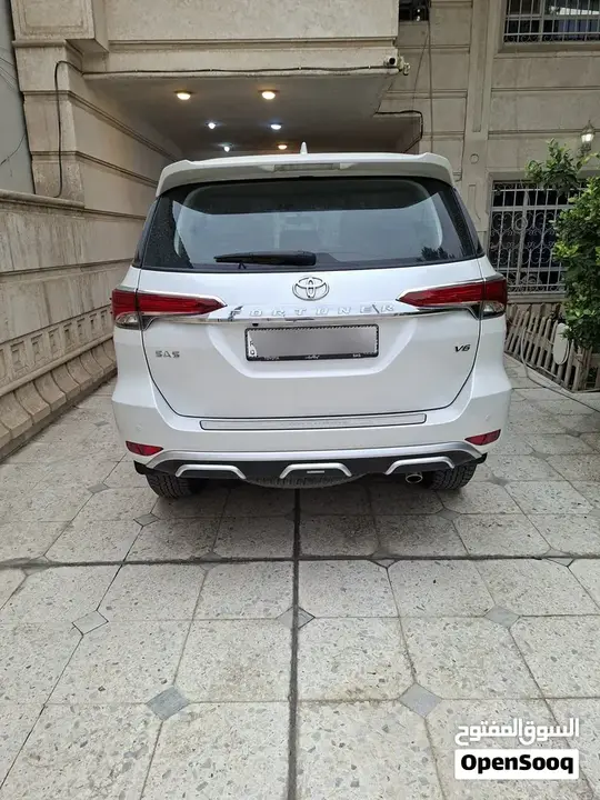Toyota Fortuner 2025 photo 4