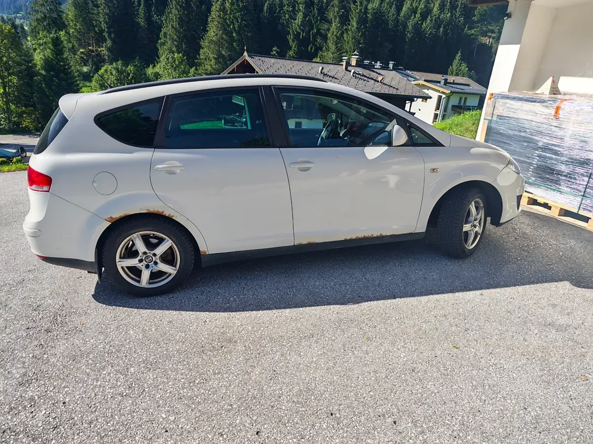 Seat Altea Xl 2010 photo 3