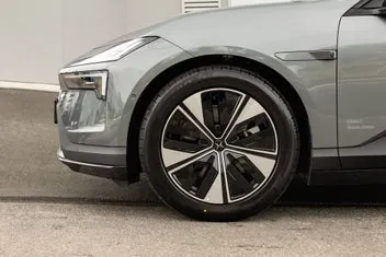 Polestar 4 2026 photo 5