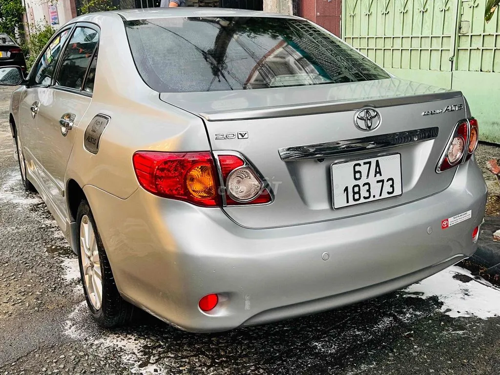 Toyota Corolla Altis 2010 photo 3