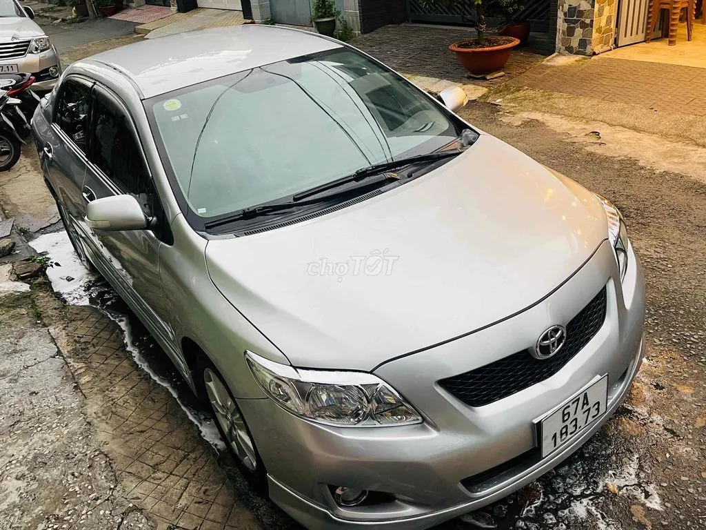 Toyota Corolla Altis 2010 photo 5