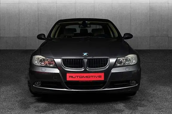 BMW 320D 2008 photo 4