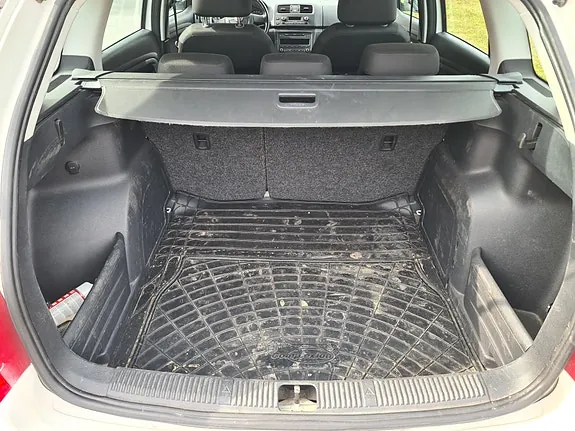 Skoda Fabia 2012 photo 5