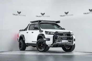 Toyota Hilux 2025 photo 2