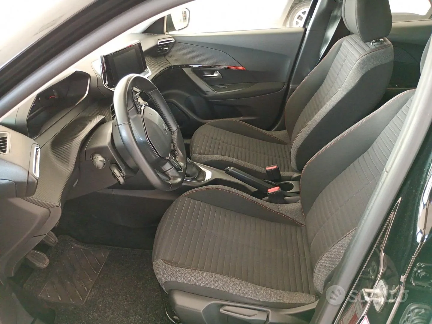 Peugeot 2008 2022 photo 5