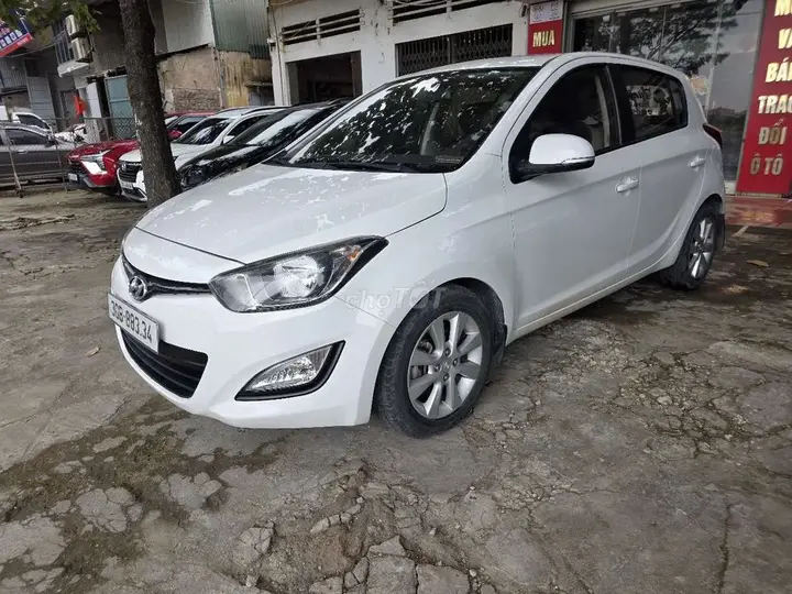 Hyundai I20
