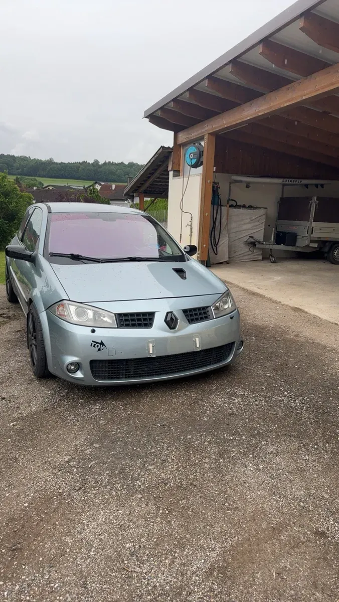 Renault Megane 2004 photo 2