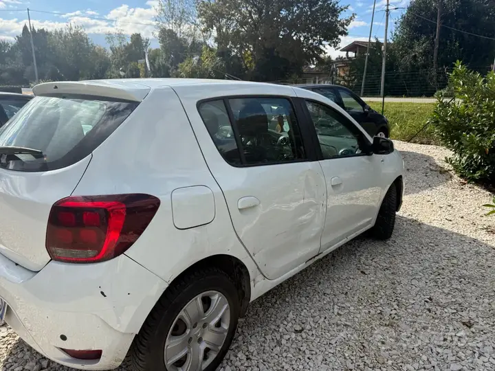 Dacia Sandero 2019 photo 3