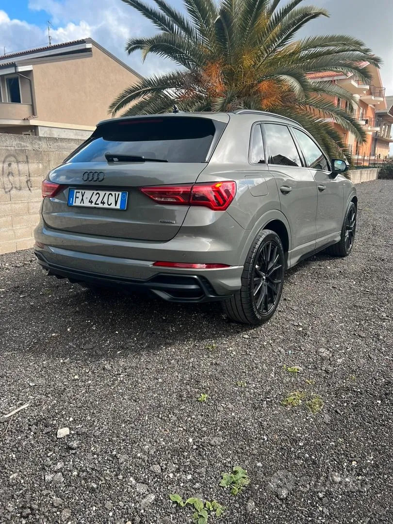 Audi Q3 2019 photo 2