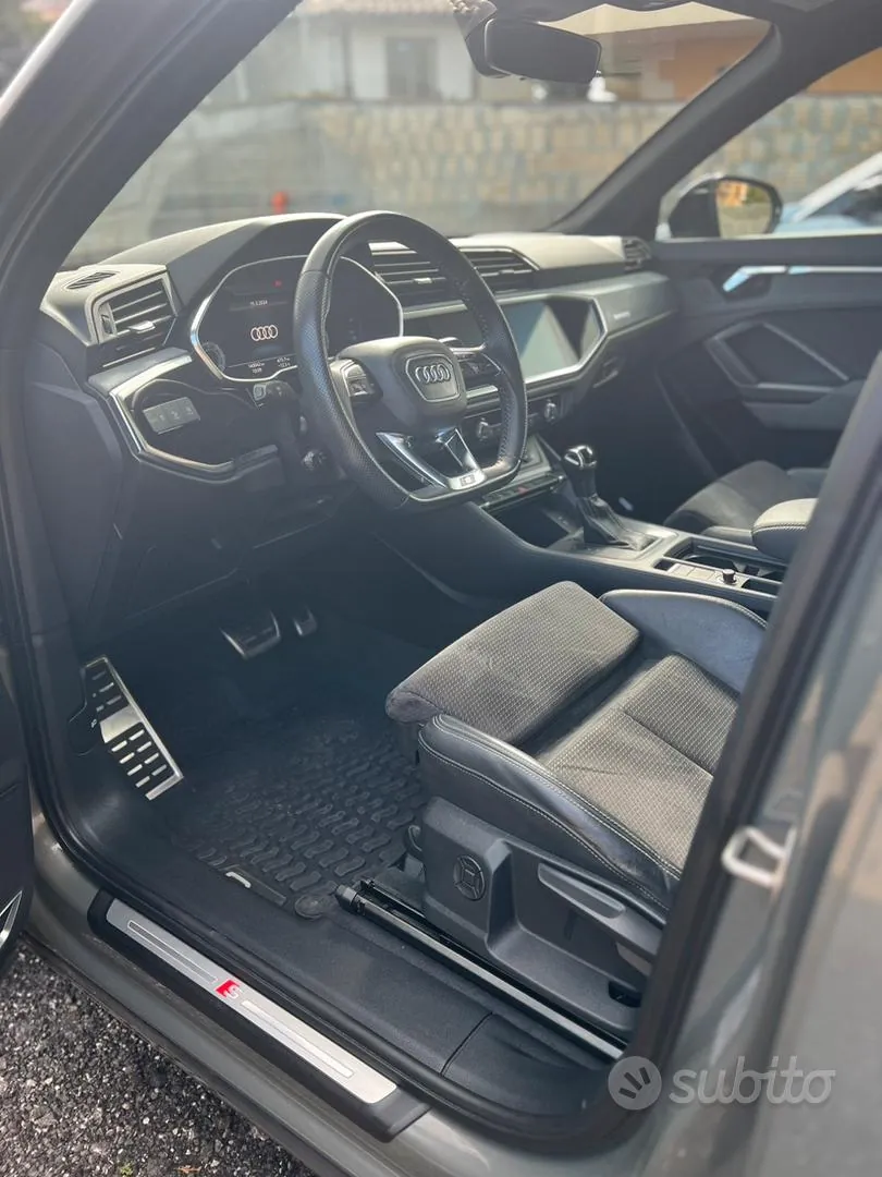 Audi Q3 2019 photo 4