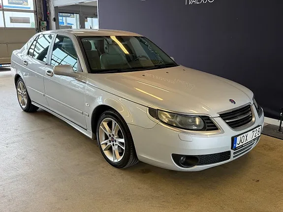 Saab 9-5 2009 photo 2