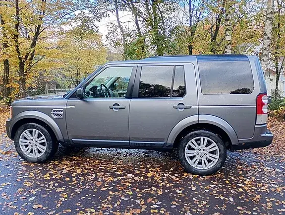 Land Rover Discovery 4 2010 photo 3