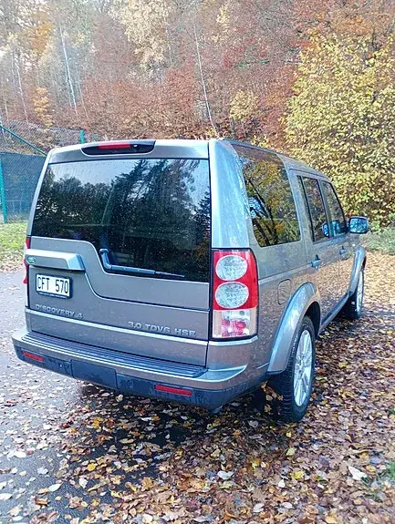 Land Rover Discovery 4 2010 photo 2