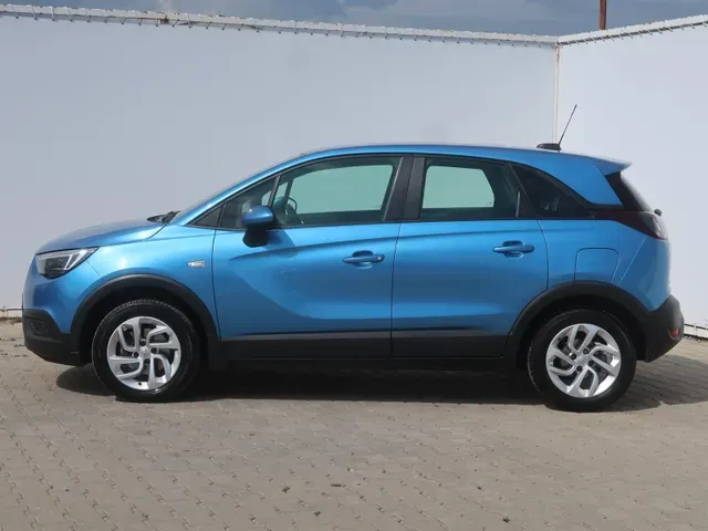 Opel Crossland 2020 photo 2