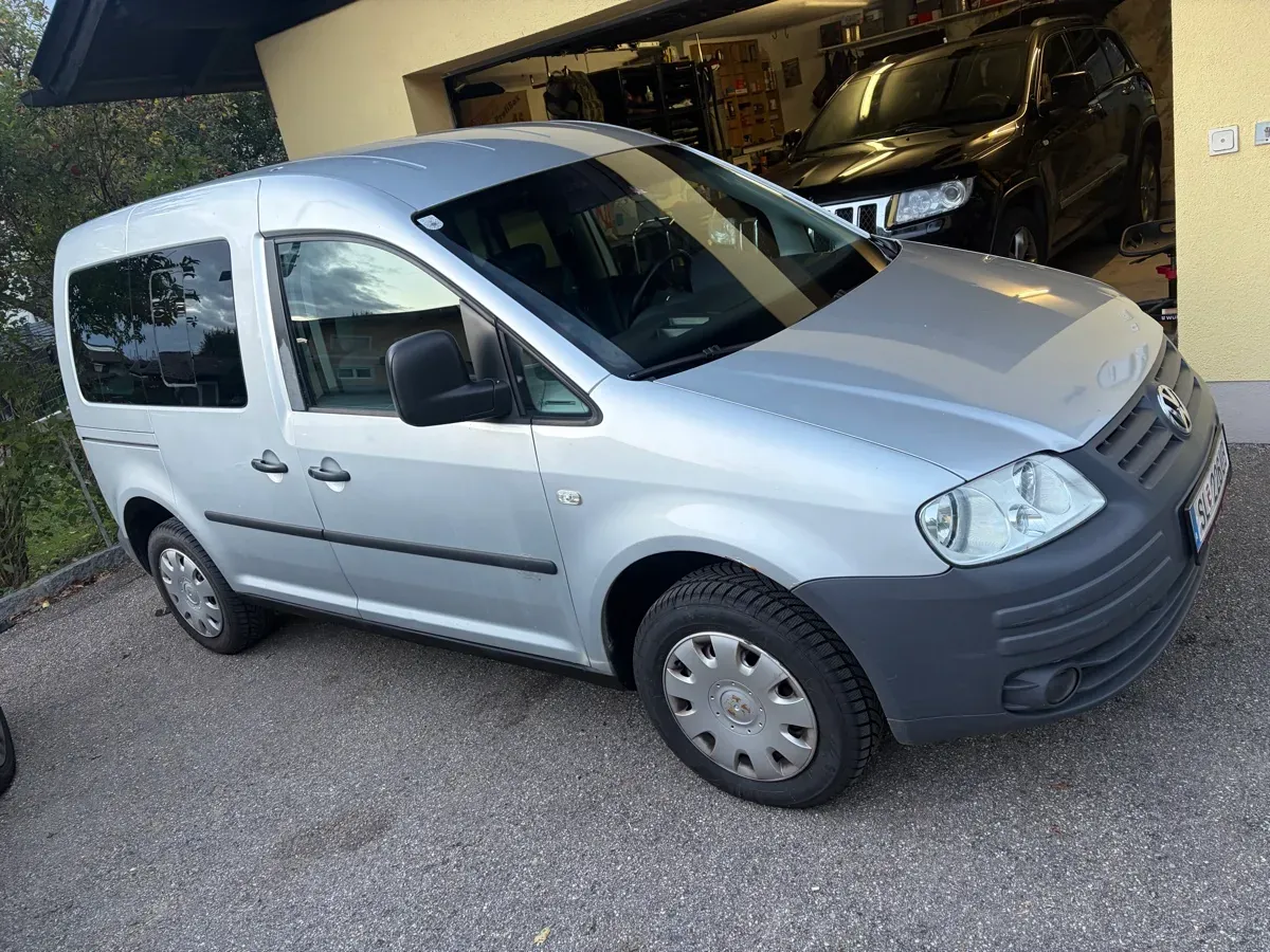 Volkswagen Caddy Life 2005 photo 2