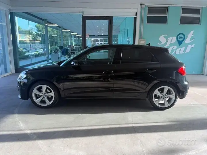 Audi A1 2020 photo 2