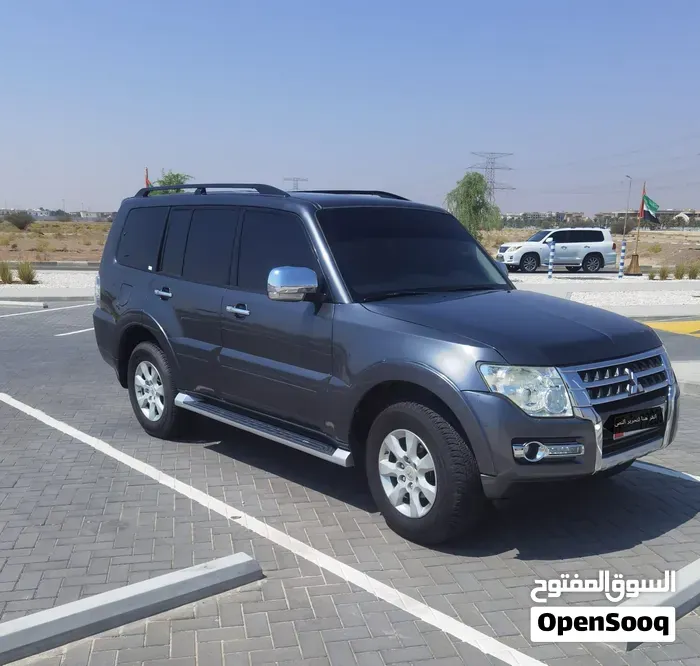 Mitsubishi Pajero 2017 photo 2