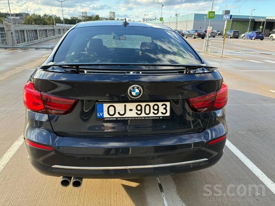 BMW 320I 2020 photo 4