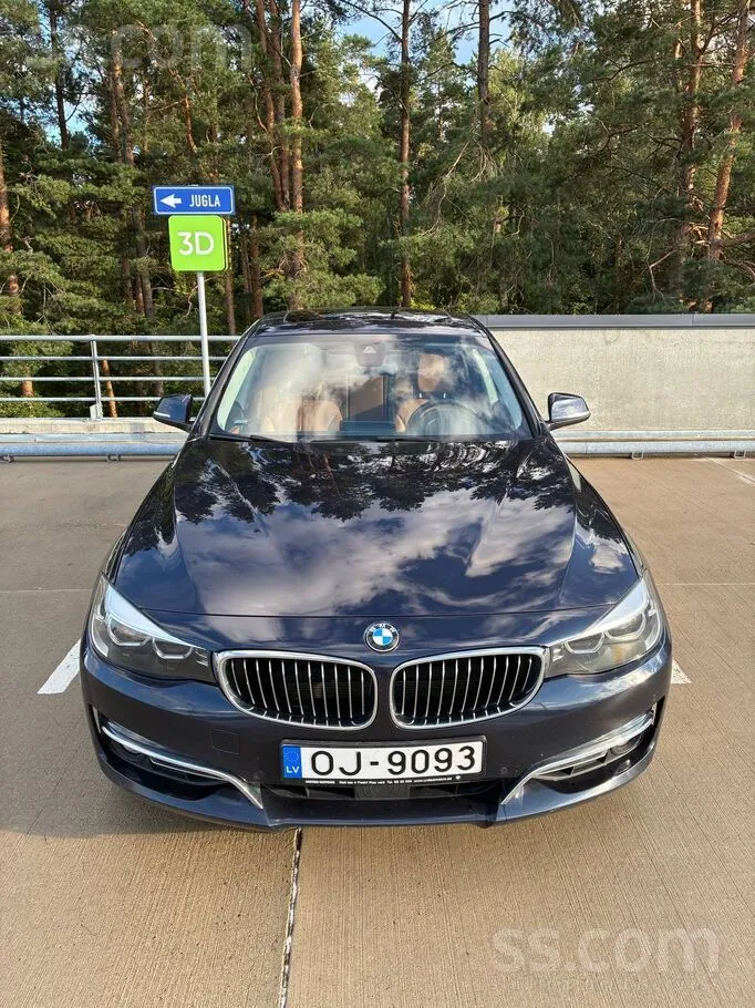 BMW 320I