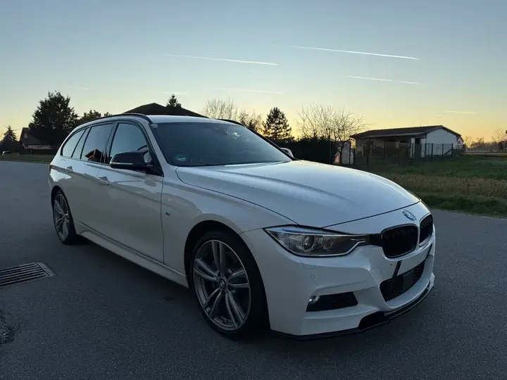 BMW 3 Series 2014 photo 2