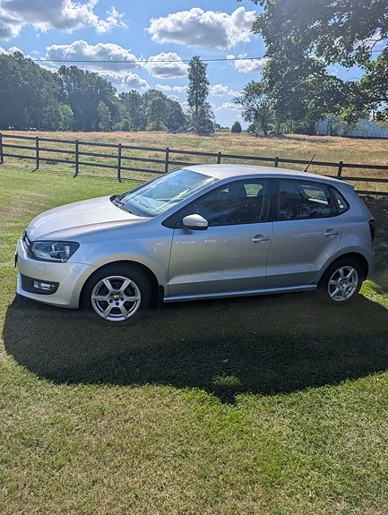 Volkswagen Polo 2011 photo 2