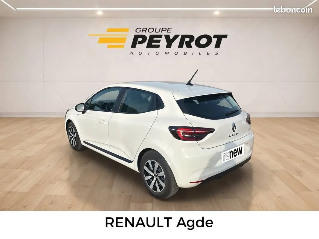 Renault Clio 2022 photo 3