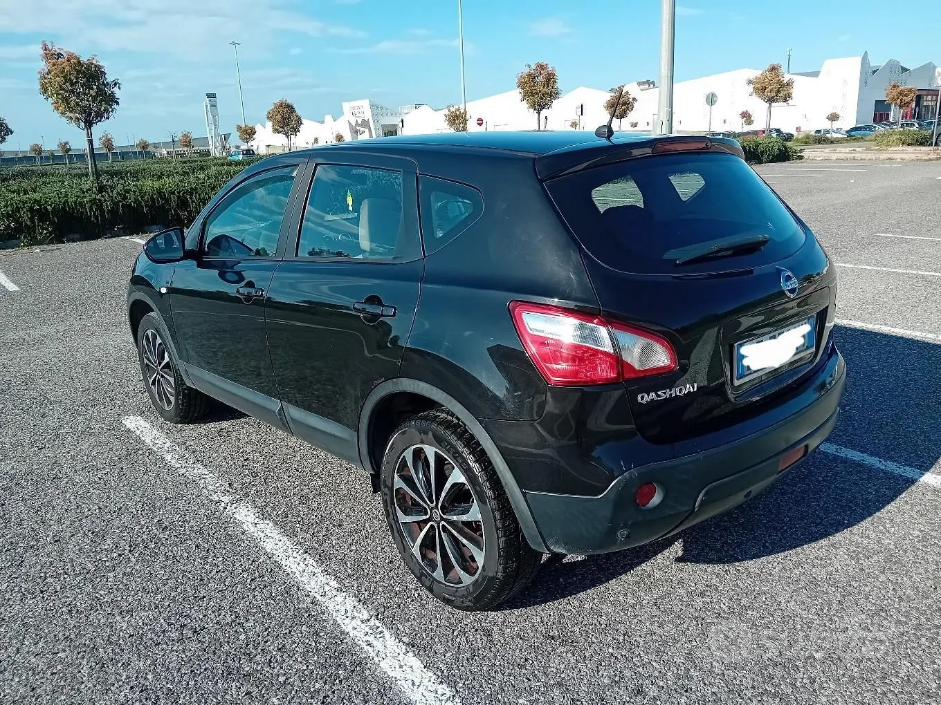 Nissan Qashqai 2011 photo 2