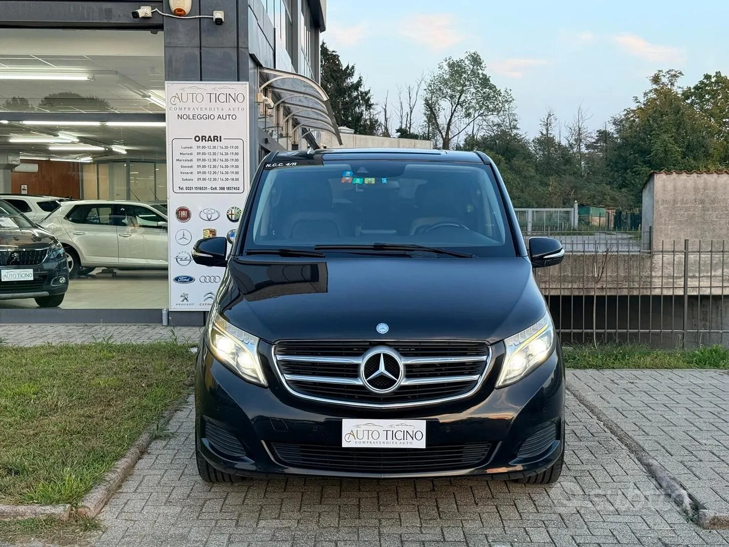 Mercedes-Benz V 2014 photo 2