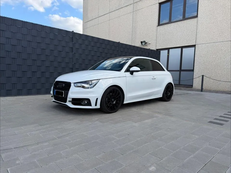 Audi A1