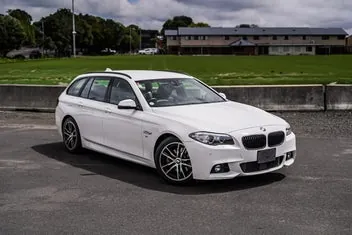 BMW 523I 2017 photo 2